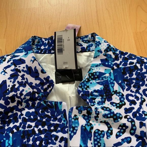 New Blue & White Printed Investments Blazer Size 6 - Picture 4 of 8
